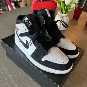 Air Jordan Mid Diamond